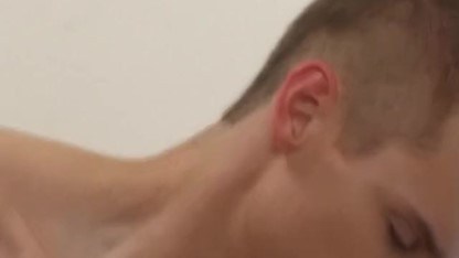 Молодой гей застал дружков за ласками и решил устроить с ними групповуху